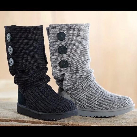 UGG Shoes - Women’s Classic Cardy Button Boots BLACK Size 10